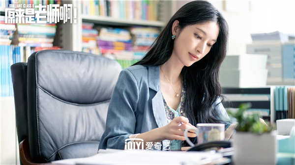 陈学冬王瑞昌追爱各出奇招 《原来是老师啊》上演“甜蜜狙击”(图6) 陈学冬王瑞昌追爱各出奇招 《原来是老师啊》上演“甜蜜狙击”(图6)